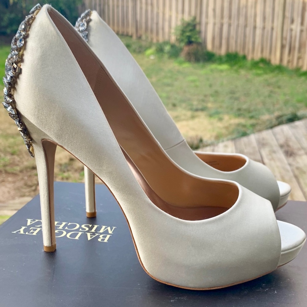 Badgley Mischka Heels